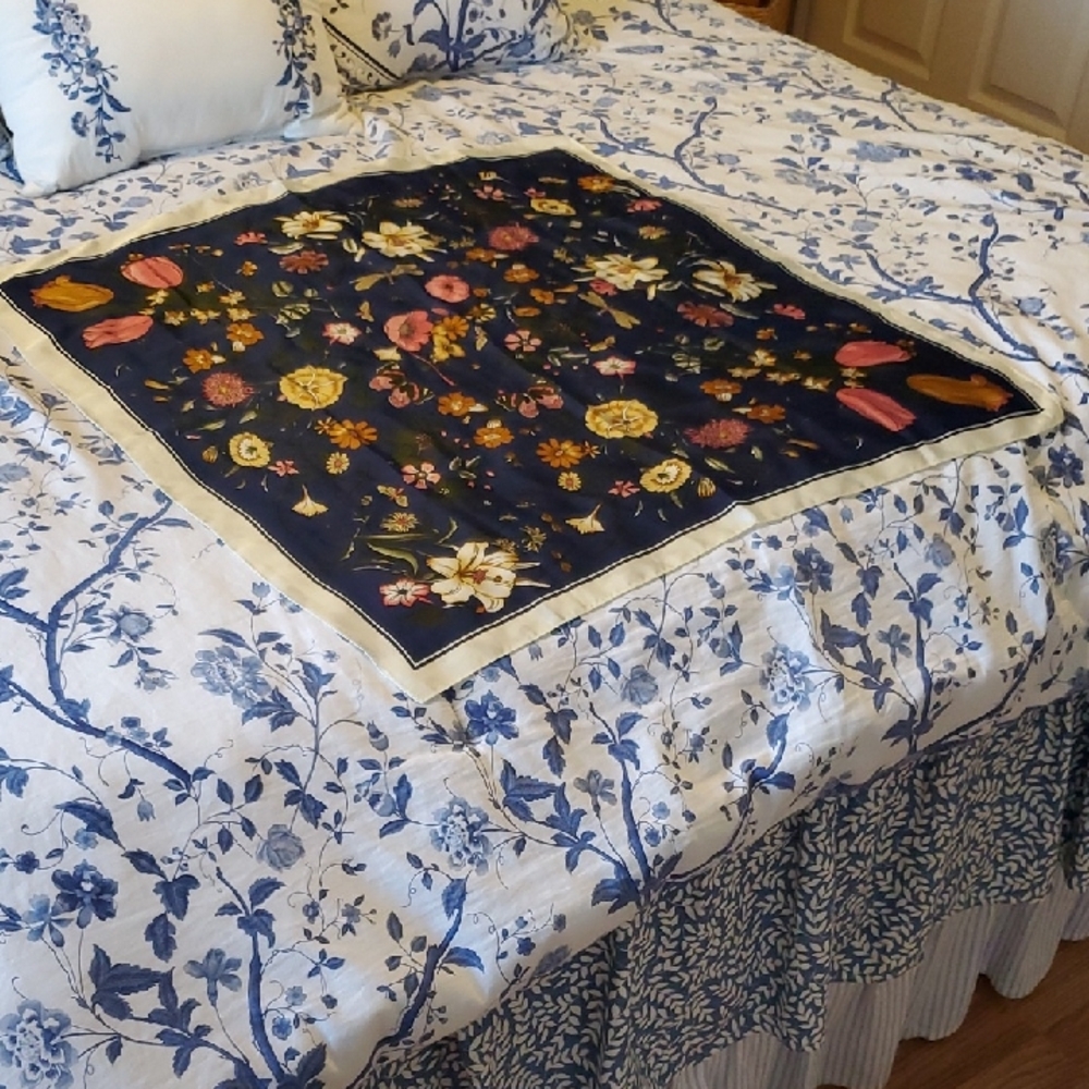 CURATED BY RUA'H KIBRIYA: Botanical White-Bordered 26" Square Scarf, NWOT